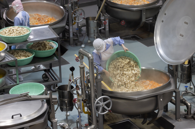 給食センターの土壌脱臭装置